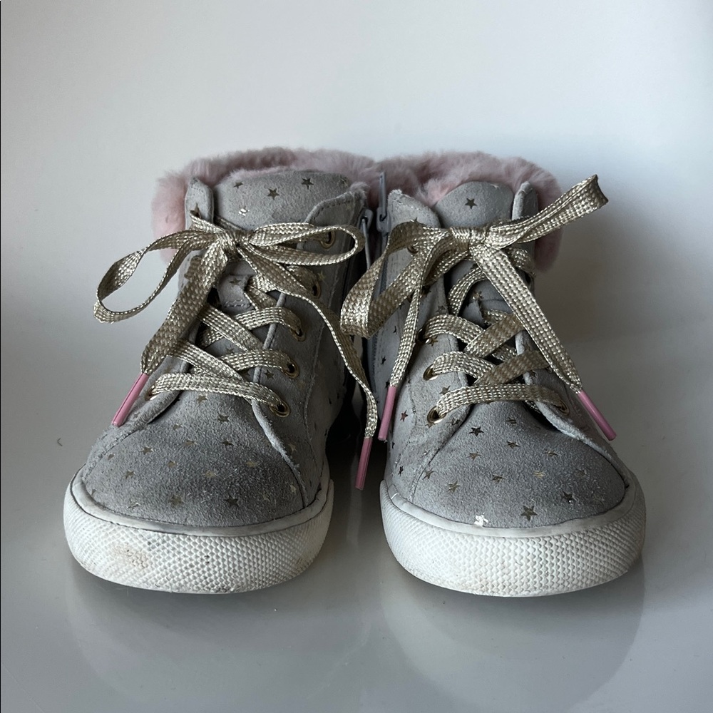 Mini Boden Gray Star Hightop Sneakers with Gold Accents